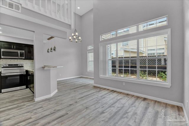 601 Burgess Rd J2, Pensacola, FL 32503