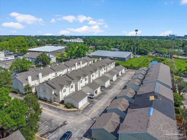 601 Burgess Rd J2, Pensacola, FL 32503