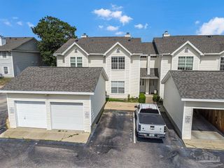 601 Burgess Rd J2, Pensacola, FL 32503