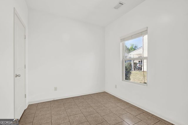 11 Canyon Trail SE, Cartersville, GA 30121