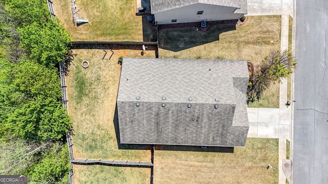 11 Canyon Trail SE, Cartersville, GA 30121