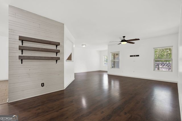 11 Canyon Trail SE, Cartersville, GA 30121