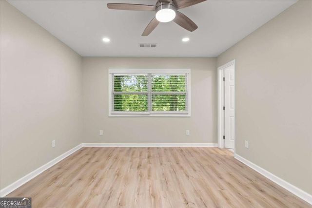 495 Larchmont Circle NW, Atlanta, GA 30318