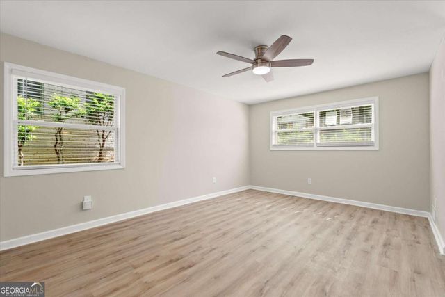 495 Larchmont Circle NW, Atlanta, GA 30318