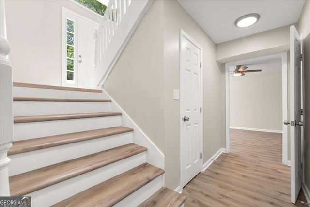 495 Larchmont Circle NW, Atlanta, GA 30318