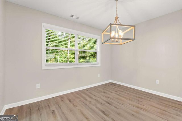 495 Larchmont Circle NW, Atlanta, GA 30318