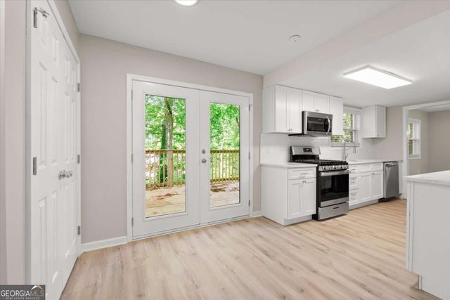495 Larchmont Circle NW, Atlanta, GA 30318