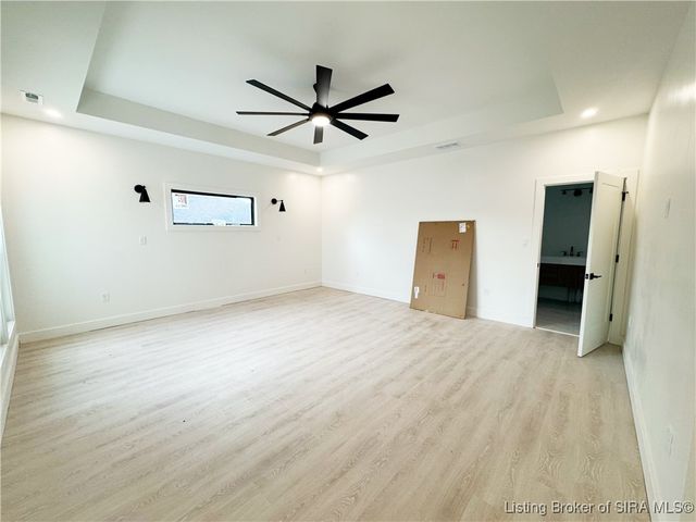 1019 Ridgeview Drive, Jeffersonville, IN 47130