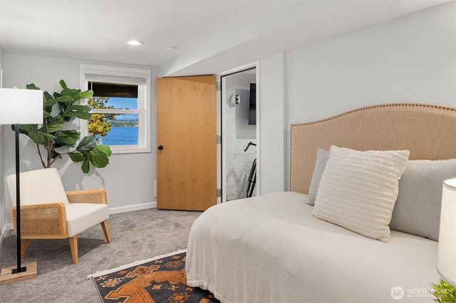 601 Fullerton Avenue, Seattle, WA 98122