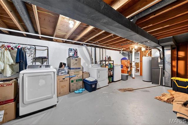 1395 Redbird Drive, Florissant, MO 63031