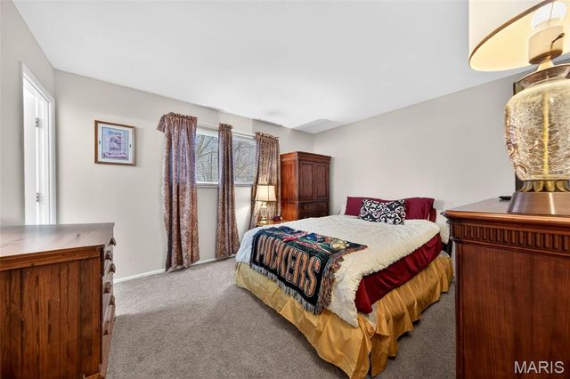 1395 Redbird Drive, Florissant, MO 63031