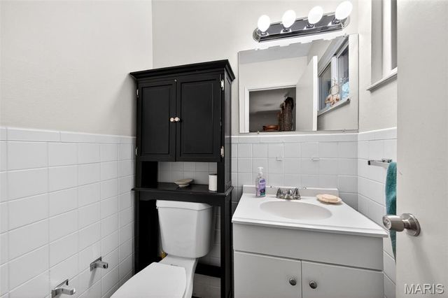 1395 Redbird Drive, Florissant, MO 63031