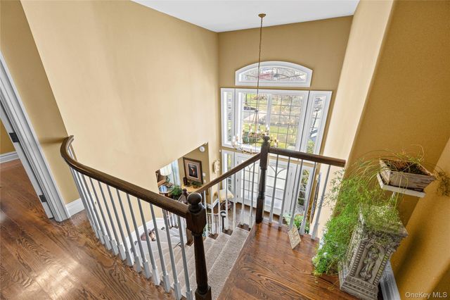 38 Hamlet Drive, Mount Sinai, NY 11766