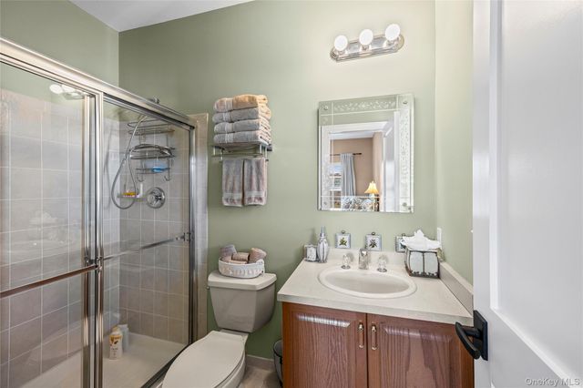 38 Hamlet Drive, Mount Sinai, NY 11766