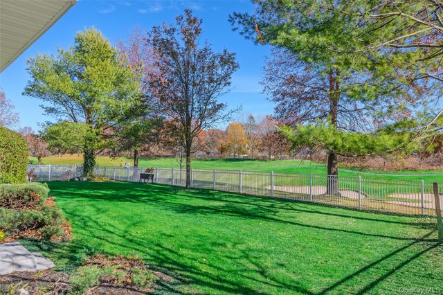 38 Hamlet Drive, Mount Sinai, NY 11766