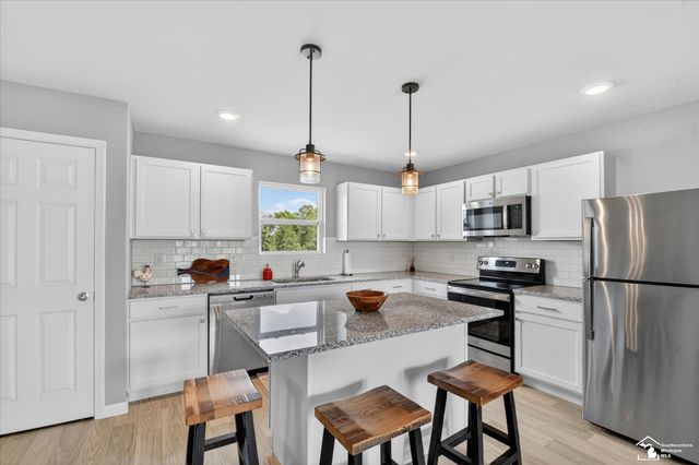 102 Forest Way, Rose Twp, MI 48350