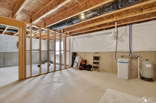102 Forest Way, Rose Twp, MI 48350