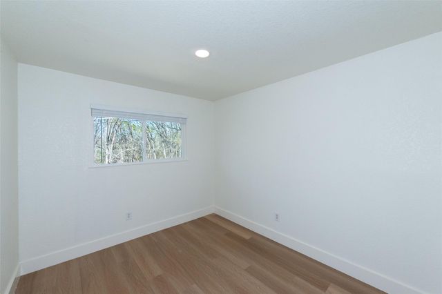 2704 Catalina DR B, Austin, TX 78741