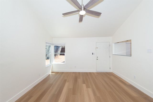 2704 Catalina DR B, Austin, TX 78741