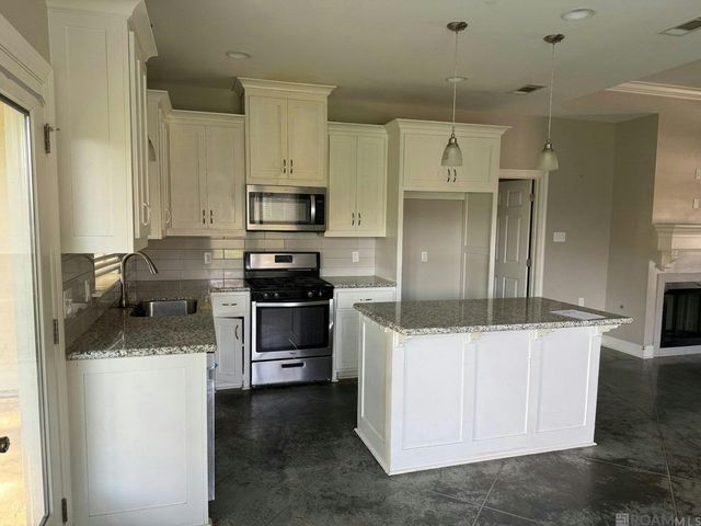 4162 Pasadena Dr, Baton Rouge, LA 70814