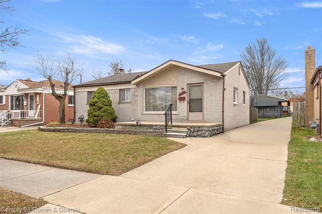 23353 Wohlfeil Street, Taylor, MI 48180