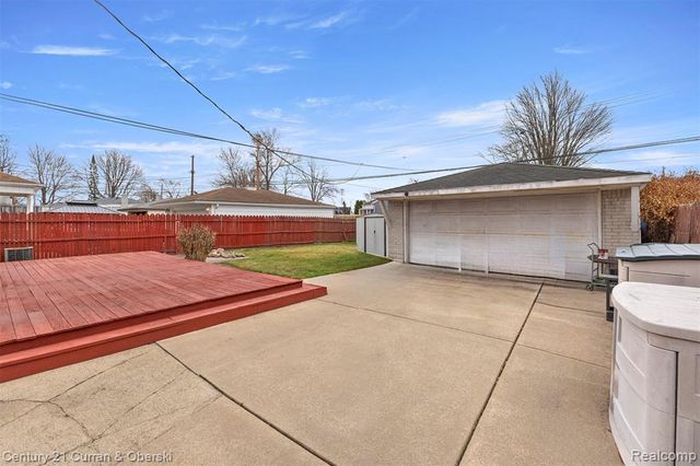 23353 Wohlfeil Street, Taylor, MI 48180