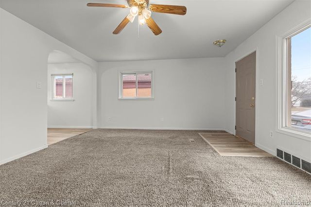 23353 Wohlfeil Street, Taylor, MI 48180