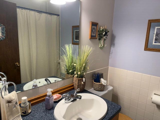 1004 Sunfield Street, Sun Prairie, WI 53590