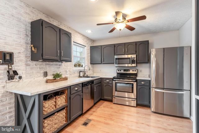 8561 KIM MARIE CT, Pasadena, MD 21122