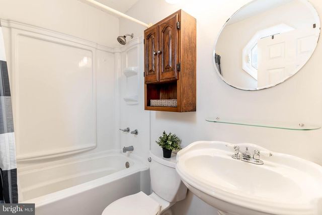 8561 KIM MARIE CT, Pasadena, MD 21122