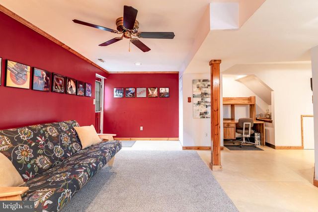 8561 KIM MARIE CT, Pasadena, MD 21122