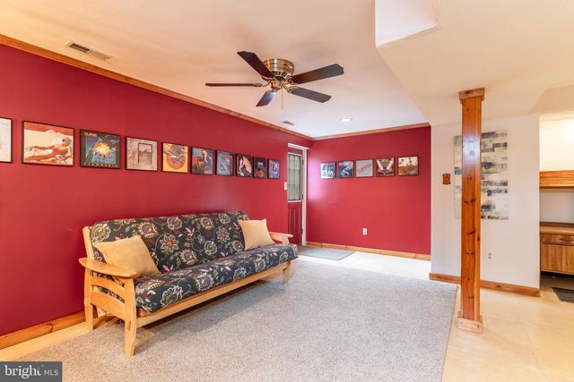 8561 KIM MARIE CT, Pasadena, MD 21122