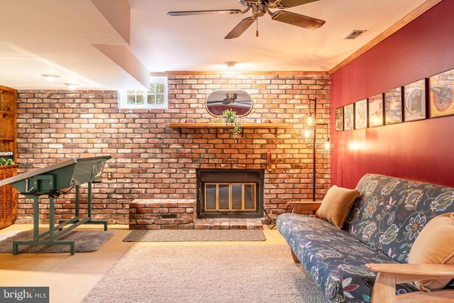 8561 KIM MARIE CT, Pasadena, MD 21122