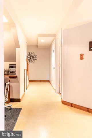 8561 KIM MARIE CT, Pasadena, MD 21122