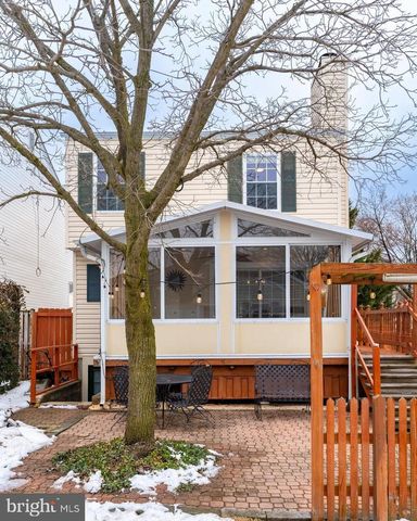 8561 KIM MARIE CT, Pasadena, MD 21122