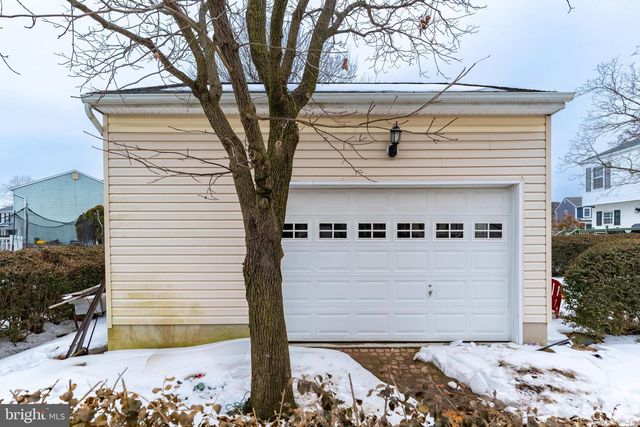 8561 KIM MARIE CT, Pasadena, MD 21122