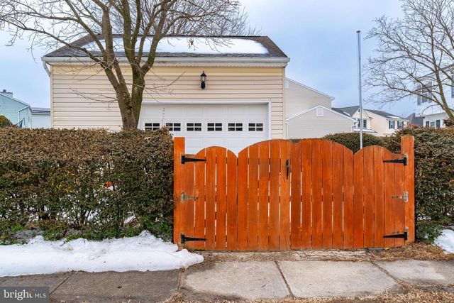 8561 KIM MARIE CT, Pasadena, MD 21122