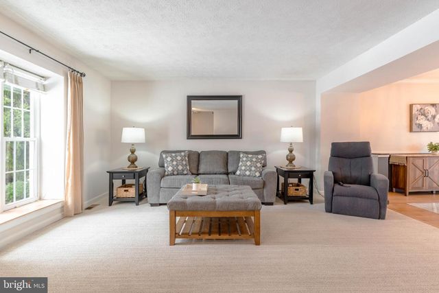 8561 KIM MARIE CT, Pasadena, MD 21122