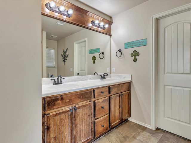 2632 NW 183rd Street, Edmond, OK 73012