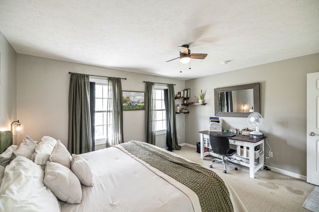 144B Leo Carter Rd, Bethpage, TN 37022
