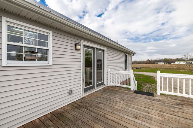 144B Leo Carter Rd, Bethpage, TN 37022