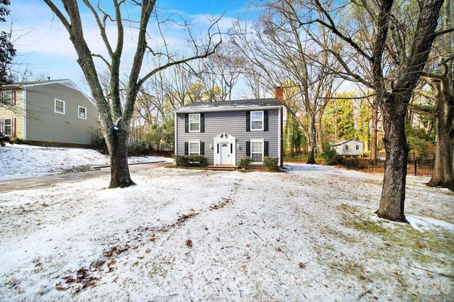 1018 Conestoga Drive, Charlotte, NC 28270