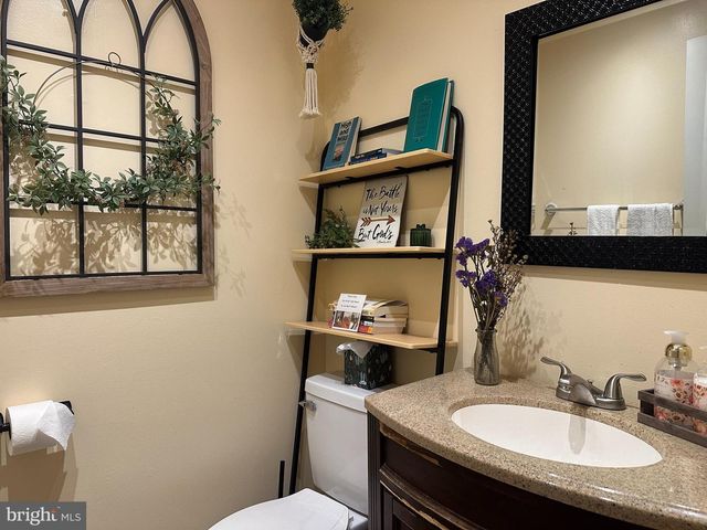 39 SASSAFRAS DR, Lumberton, NJ 08048