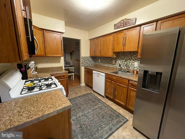 39 SASSAFRAS DR, Lumberton, NJ 08048