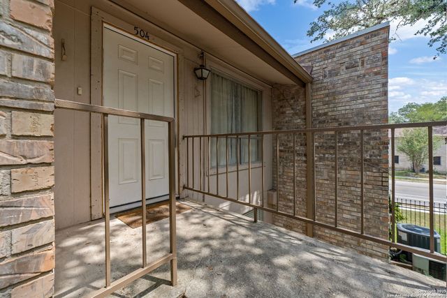 9419 Powhatan Dr Apt 504, San Antonio, TX 78230