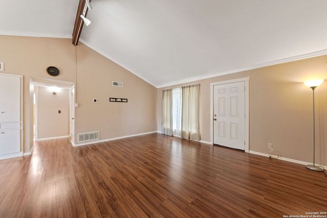 9419 Powhatan Dr Apt 504, San Antonio, TX 78230