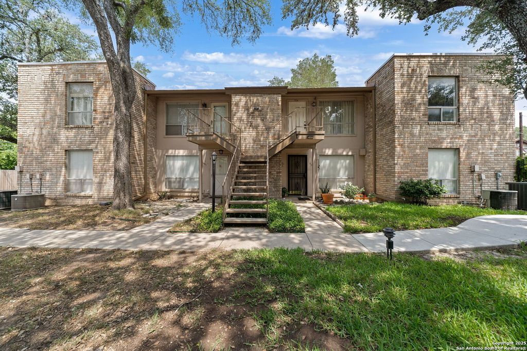 9419 Powhatan Dr Apt 504, San Antonio, TX 78230