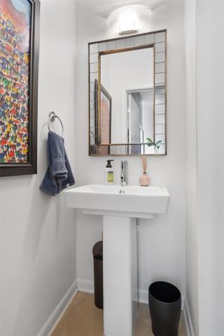 300 Ashley Dawn LN, Austin, TX 78704