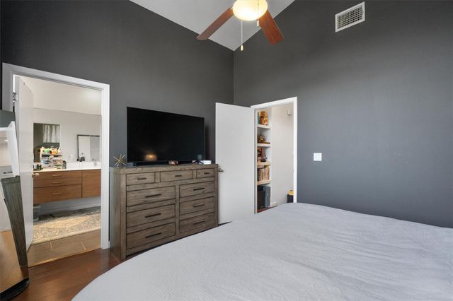 300 Ashley Dawn LN, Austin, TX 78704