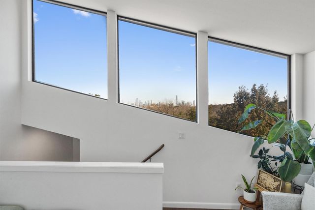 300 Ashley Dawn LN, Austin, TX 78704